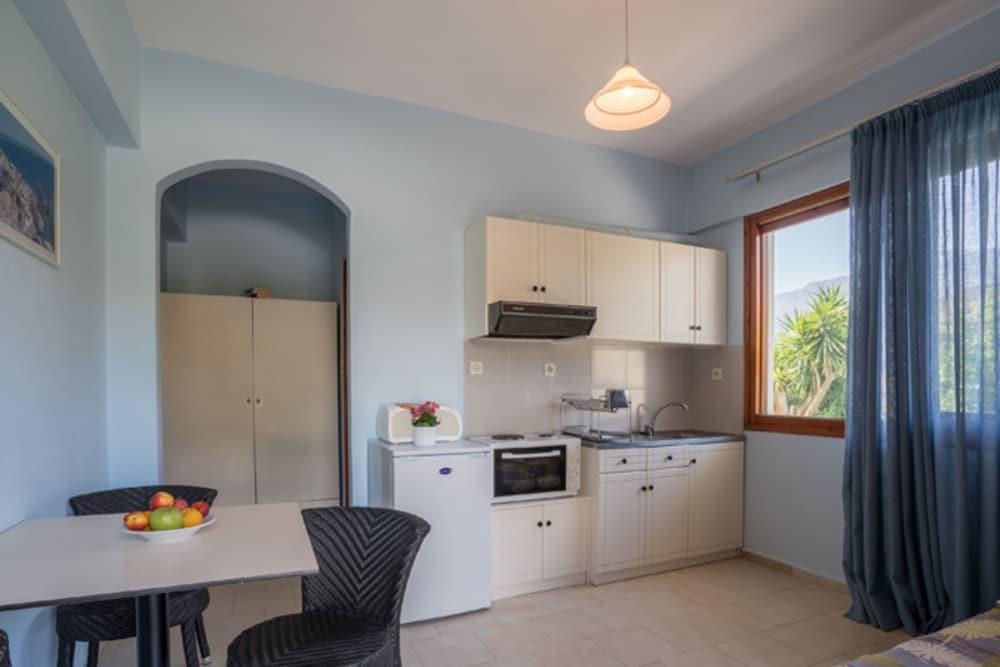 Anthos Apartments Plakias Exterior photo